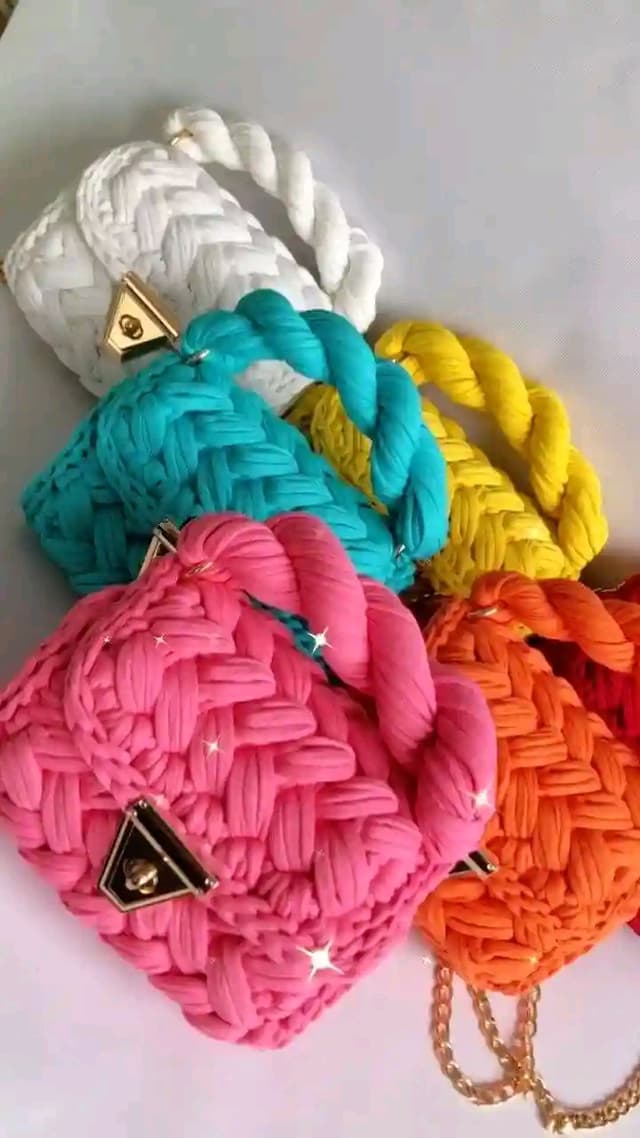 crochet mini bag