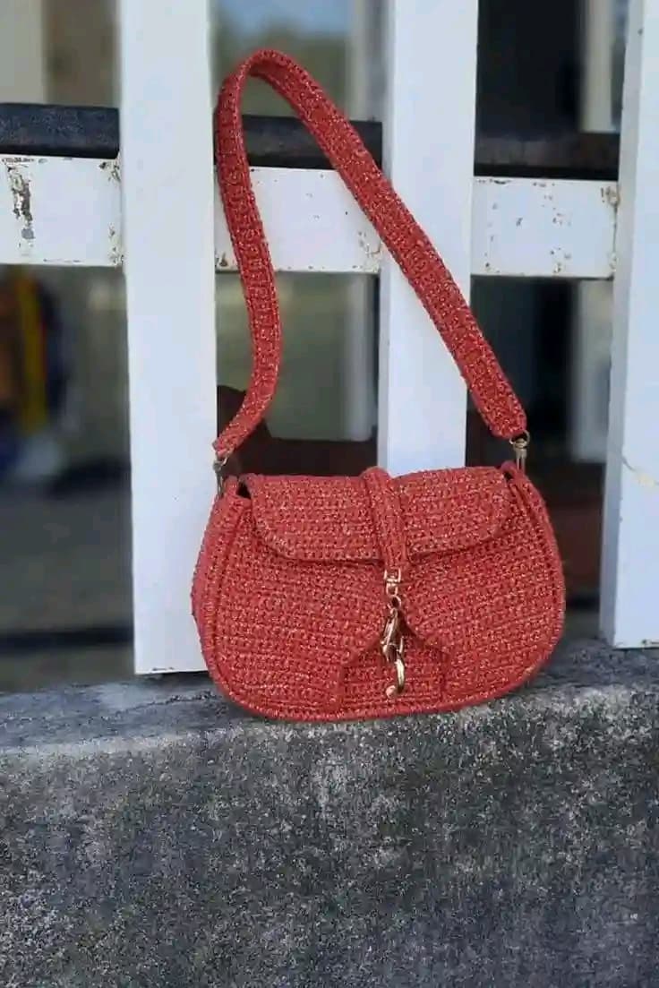 Crochet shoulder bag