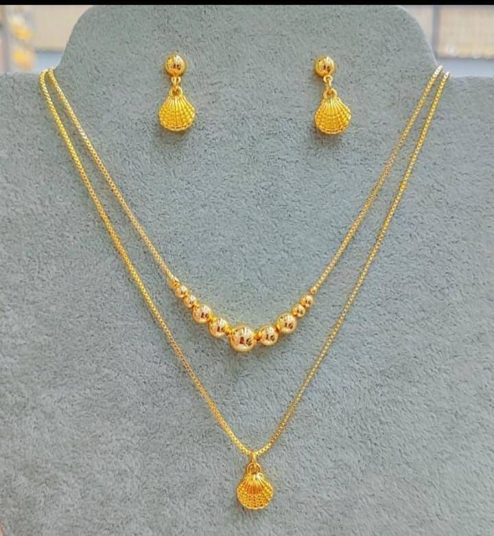 Fashionable Earrings 