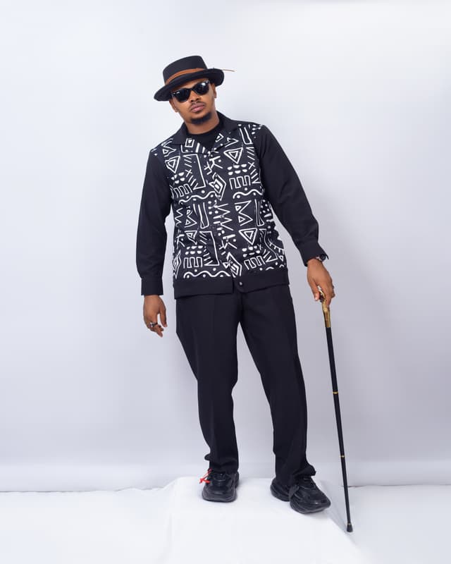 Transit Two-Piece Set - Black