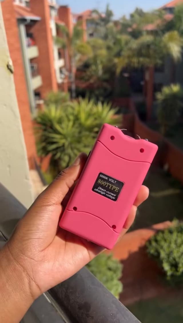 Keychain taser