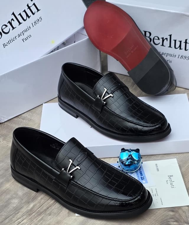 Loafers 