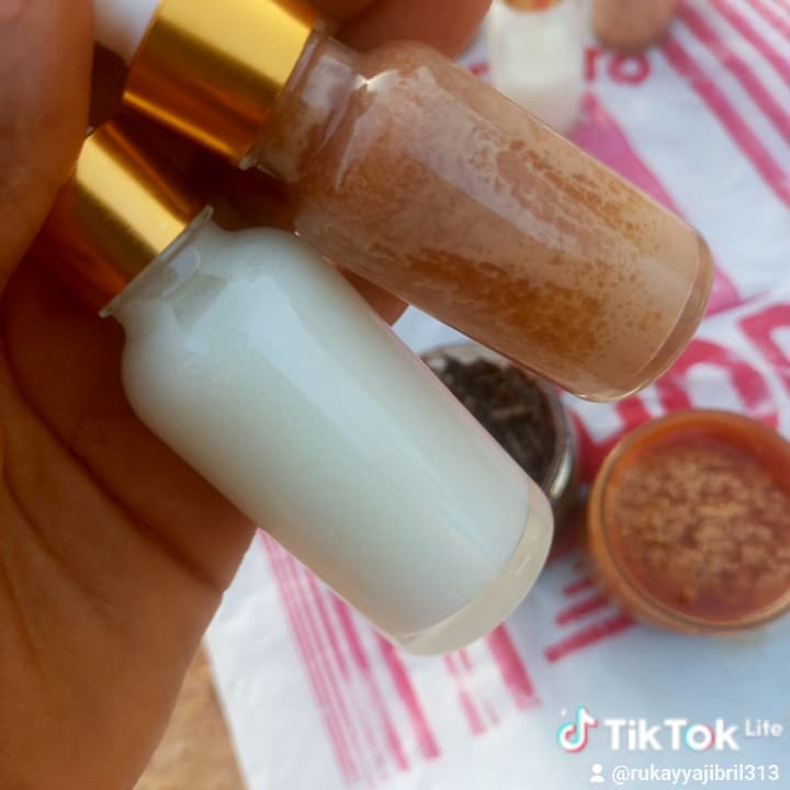 Body milk and humra