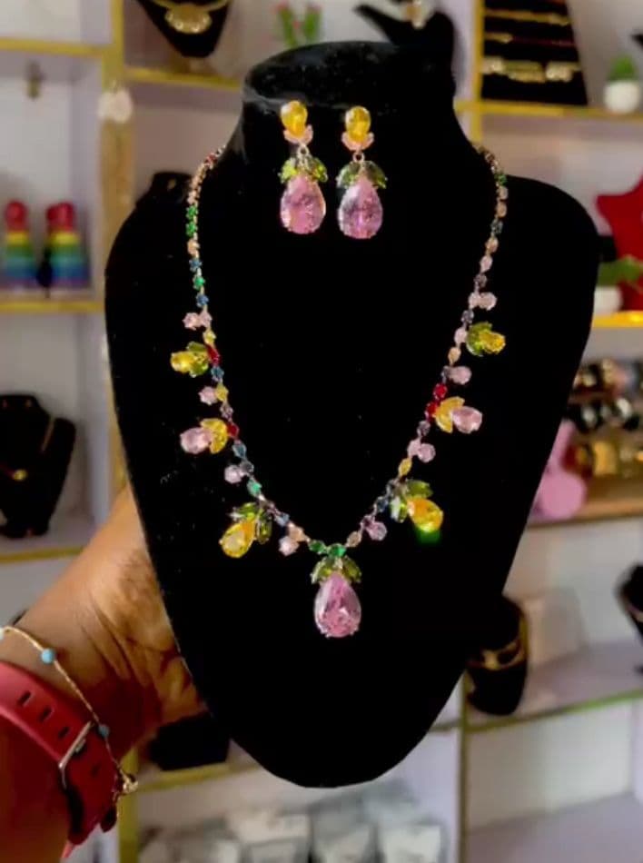 Fashionable jewellery